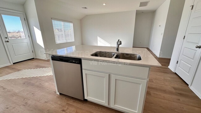 Building Photo - 16201 Harvester