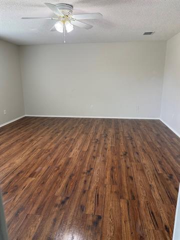 Building Photo - 1435 Foxwood Ln