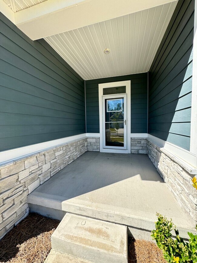 Building Photo - Beautiful, 3BR/3BA, Ranch with Bonus Room in Harrisburg