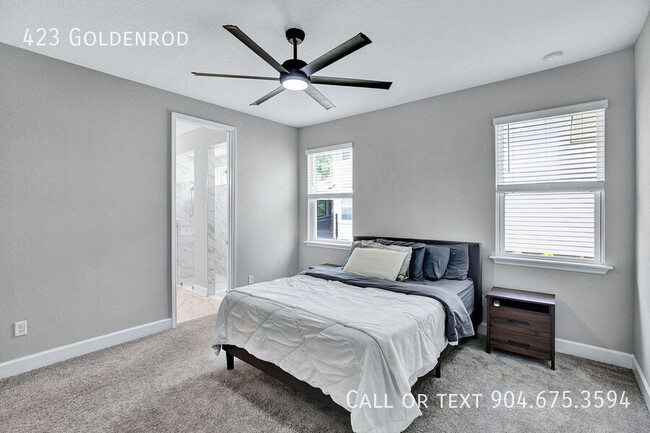 Building Photo - 423 Goldenrod-