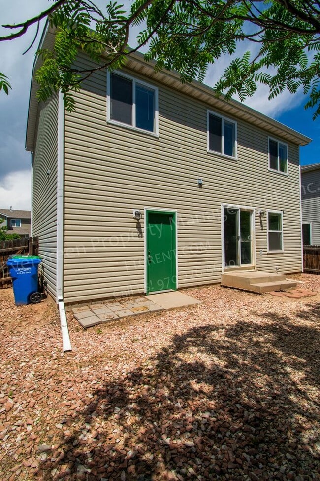 Building Photo - 3326 Warren Farm Dr