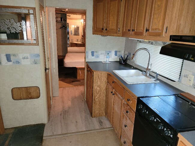 Building Photo - 336 Co Rd 90B