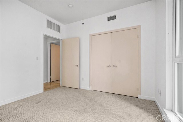 Building Photo - 411 W Seaside Way
