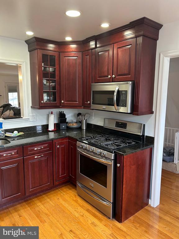 Building Photo - 146 Washington St