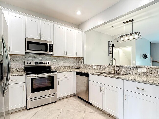 Building Photo - 14119 Pine Lodge Ln