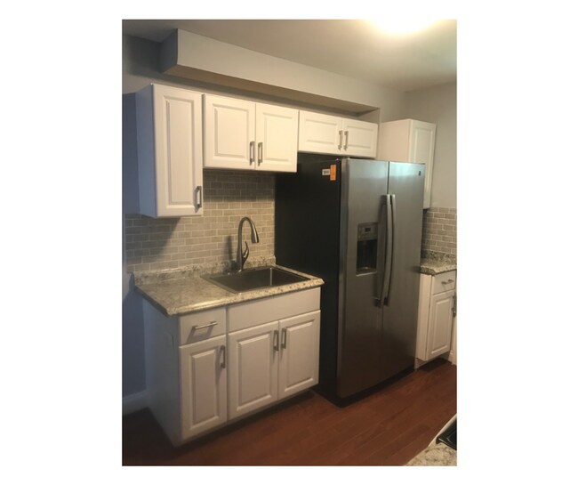 Building Photo - 928 Argonne Dr