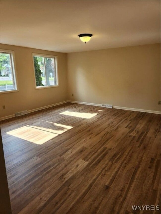 Building Photo - 78 W Summerset Ln