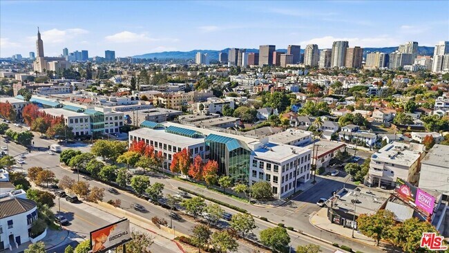 Building Photo - 1820 Prosser Ave