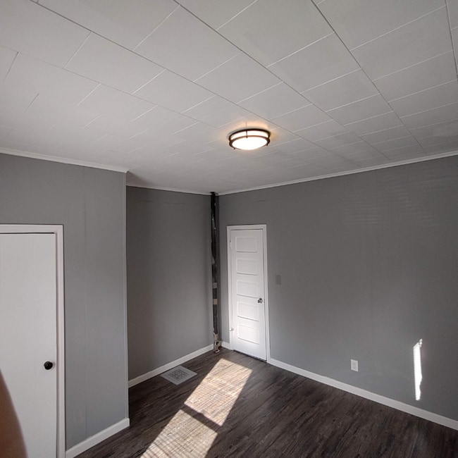 Building Photo - 39 Wendell Pl