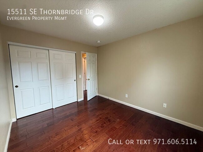 Building Photo - 15511 SE Thornbridge Dr