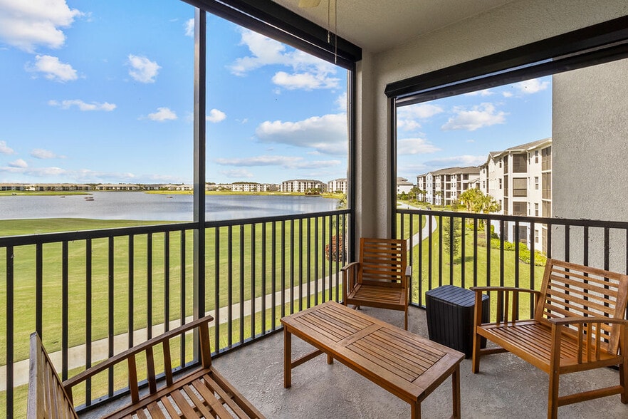 Building Photo - 5651 Double Eagle Cir