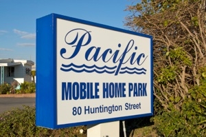 Entrance Sign - Pacific Mobile Home Park