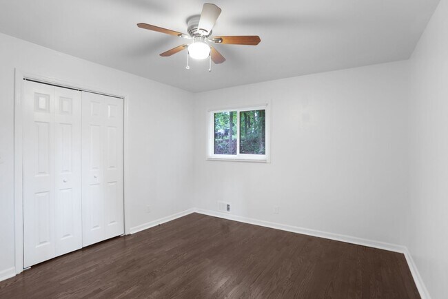 Building Photo - 2200 Camp Ground