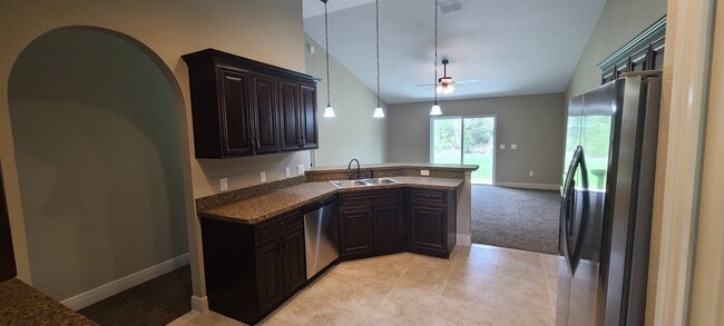 Building Photo - 16050 SW 49th Ct Rd