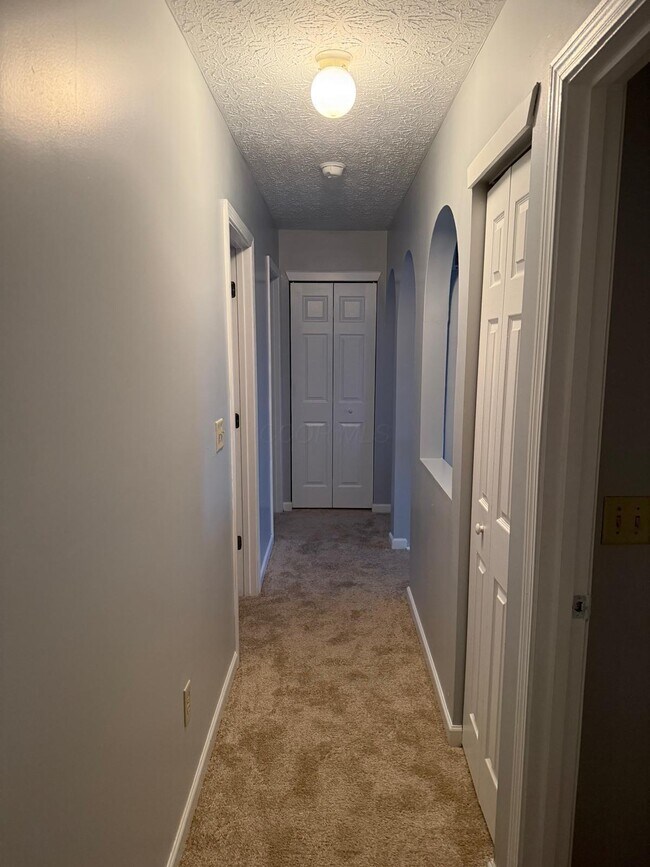 Building Photo - 6729 Kristins Cove Ln