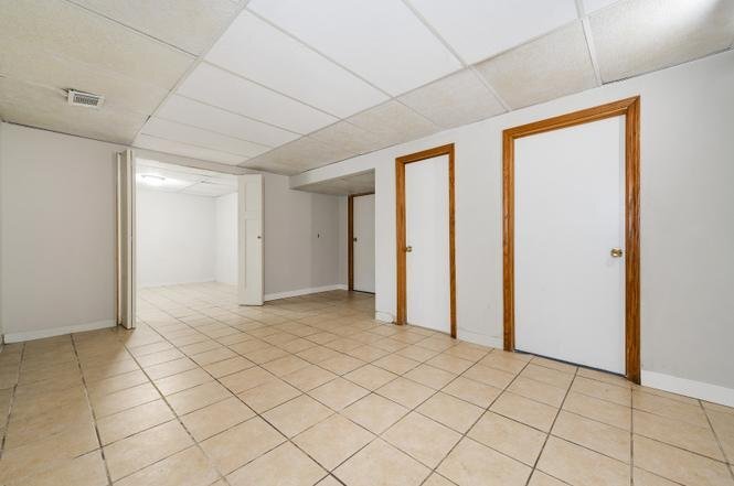 Building Photo - 3819 S 57th Ave