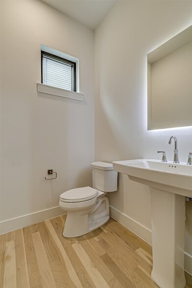 Building Photo - 2707 Kimsey Dr