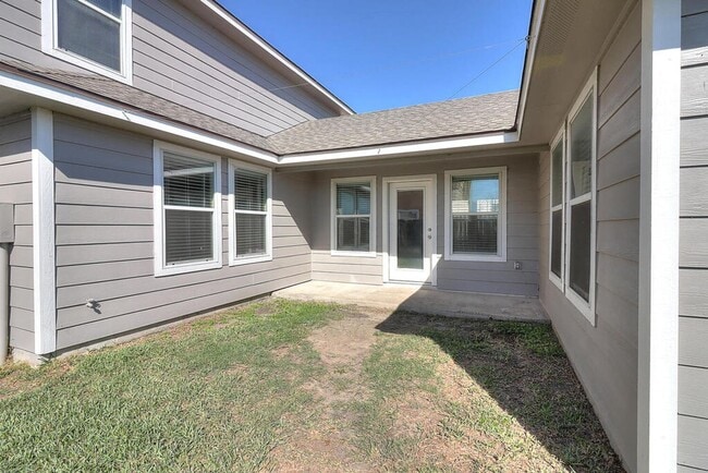 Building Photo - 2334 Mystic Star Dr