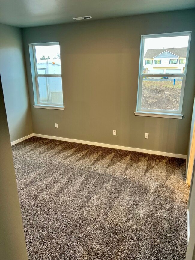 Building Photo - 1041 S Russell St