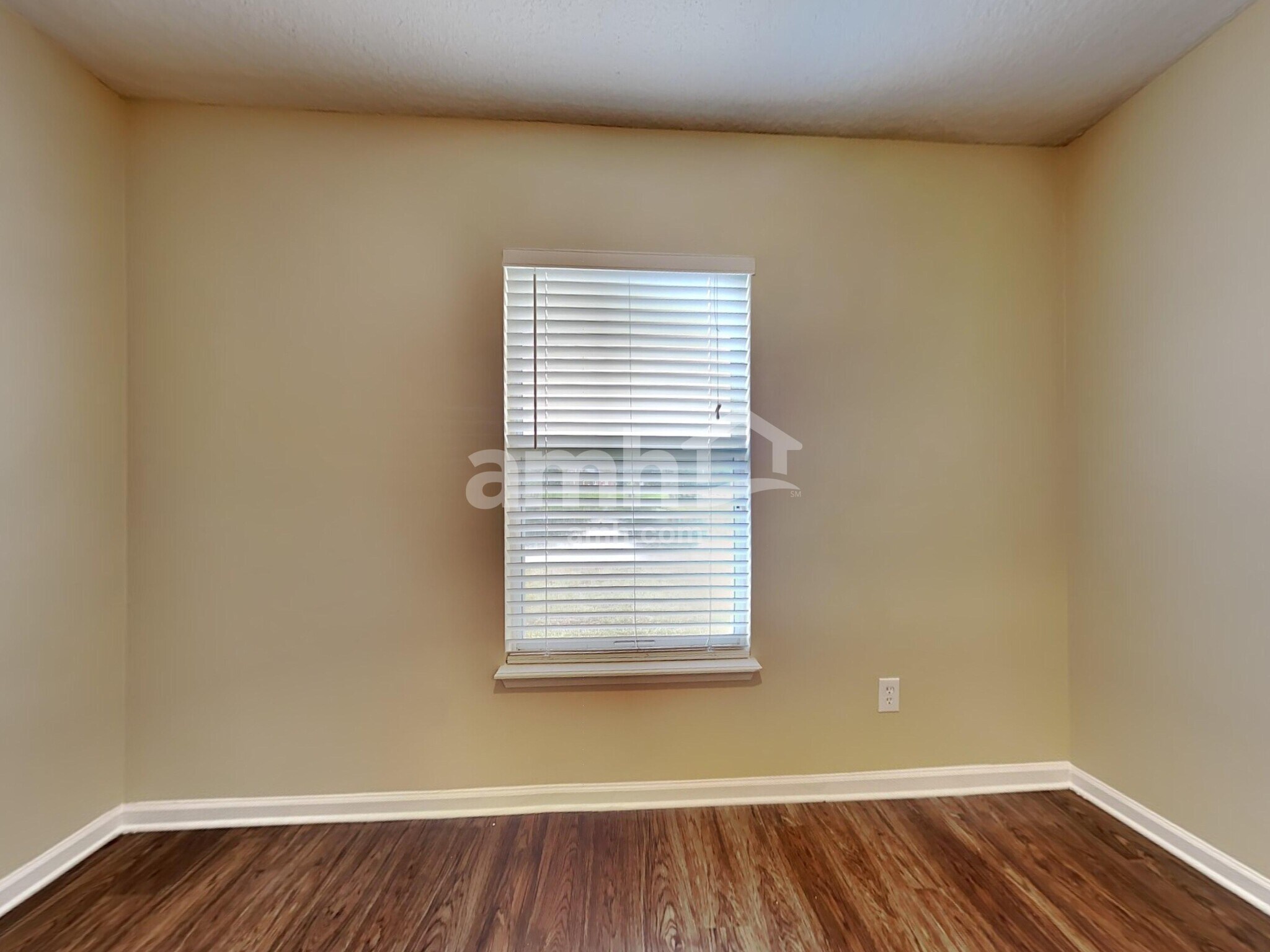 Building Photo - 14240 Sea Eagle Dr