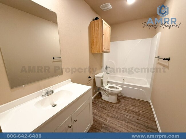 Building Photo - Charming 3-Bedroom House – Your Dream Home...