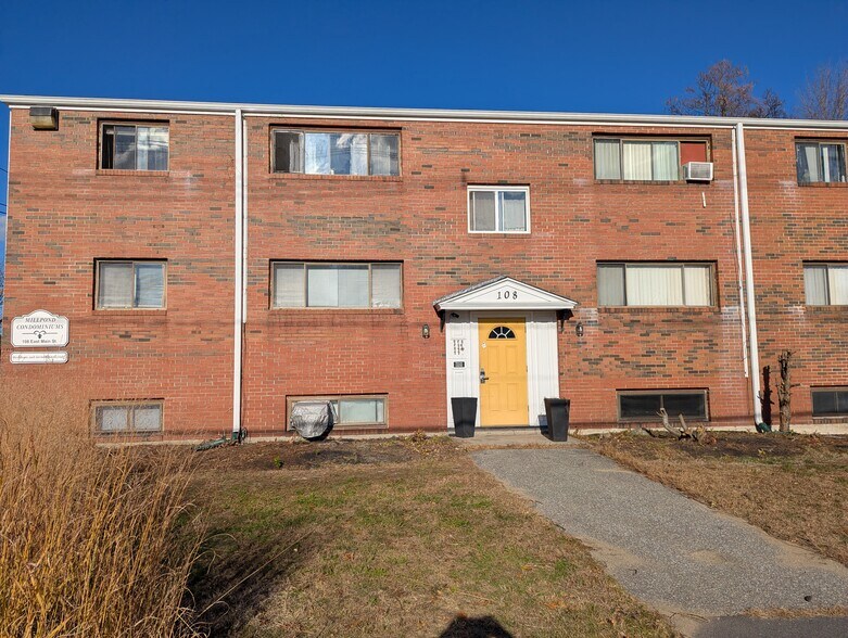 Building Photo - 108 E Main St