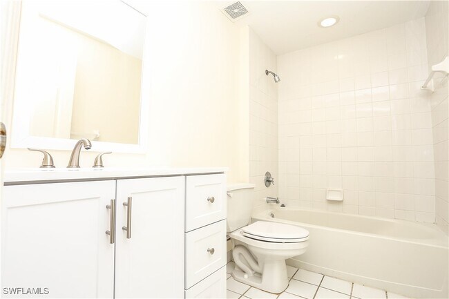 Building Photo - 700 L'Ambiance Cir
