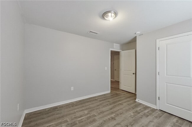 Building Photo - 2227 NW 11th Ct