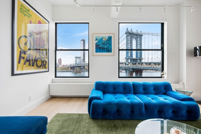 Building Photo - 1 Main St