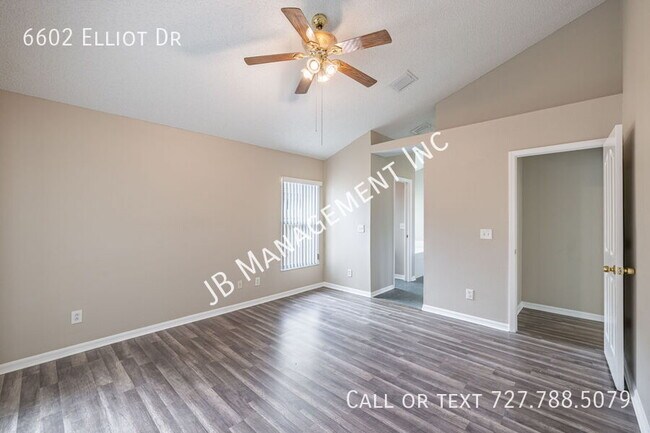 Building Photo - 6602 Elliot Dr