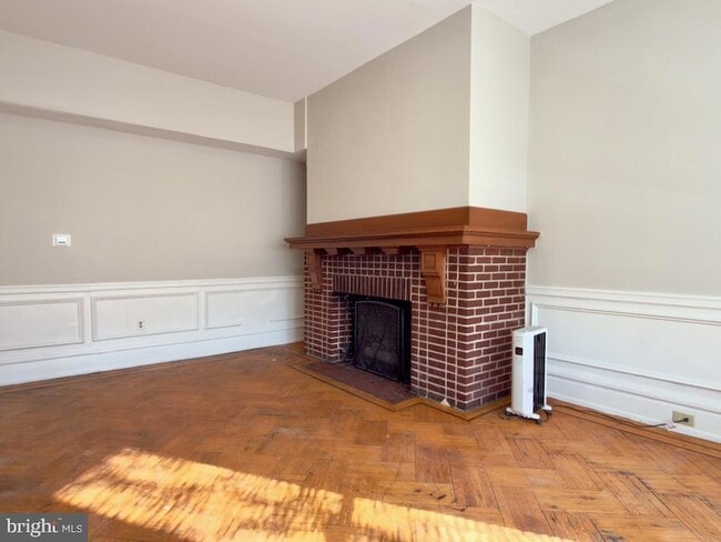 Building Photo - 2011 N 3rd St