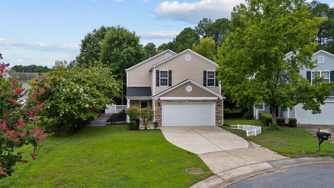 Building Photo - 5 Thorton Ct