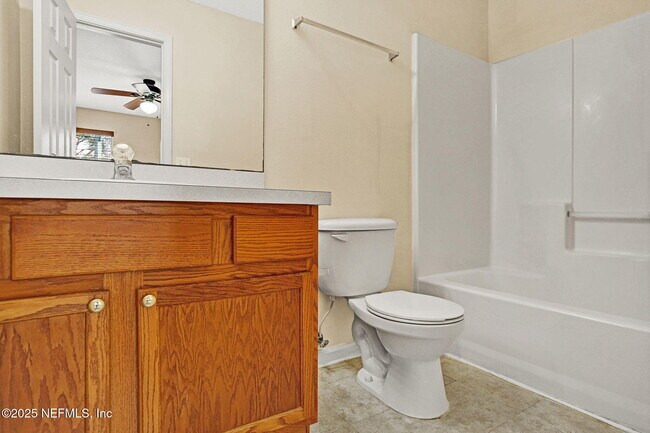 Building Photo - 1205 Southern Stream Ct