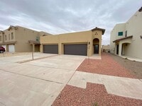 Building Photo - 800 TS Daniel Cadena Dr
