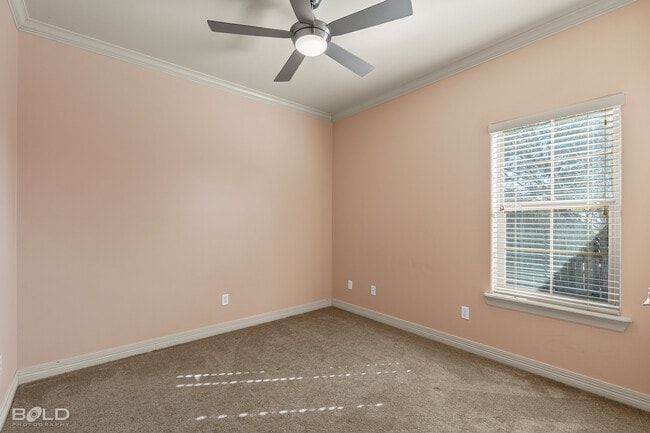 Building Photo - 4402 Ellis Ct