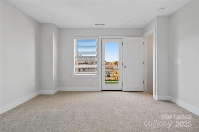 Building Photo - 12147 Brooklyn Ave