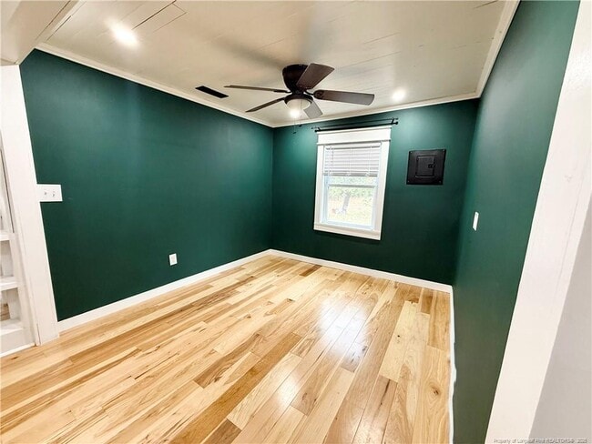 Building Photo - 1027 Cameron Hill Rd