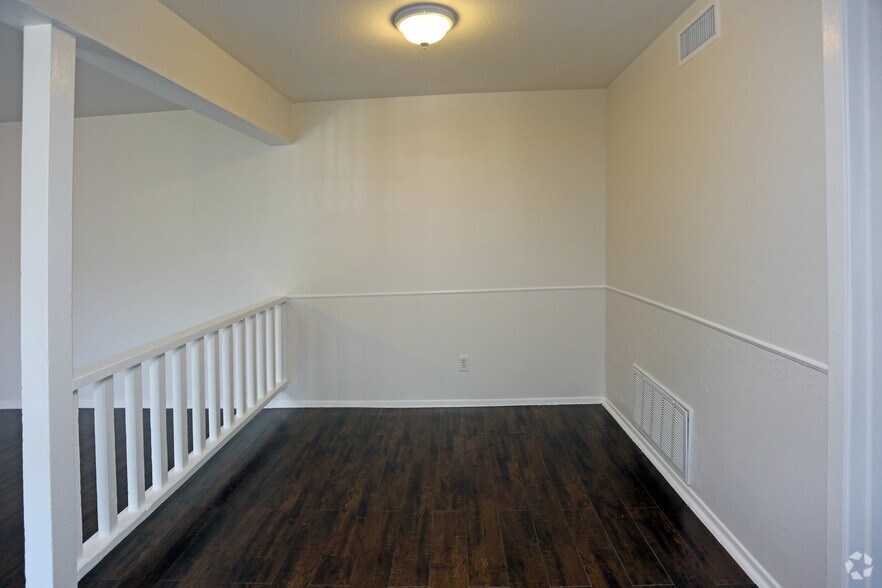 2808 Throckmorton St 2808 Throckmorton St Dallas TX 75219 Apartment Finder