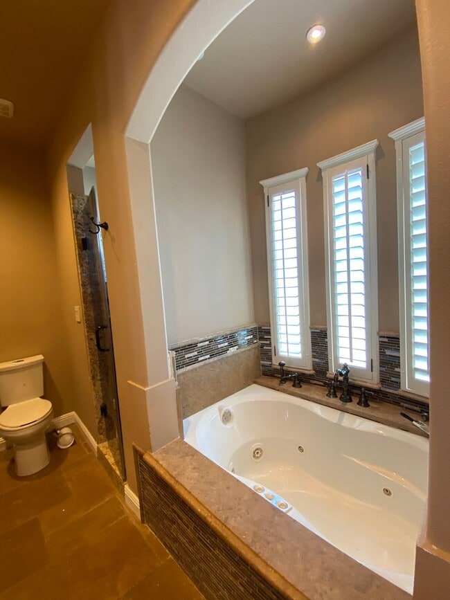 Building Photo - HOME FOR RENT IN CLINT