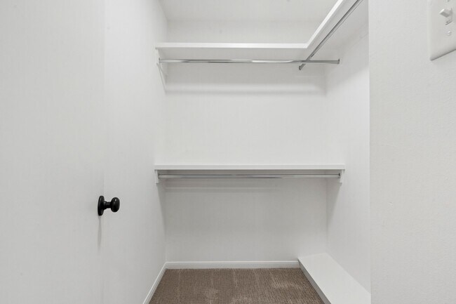 Building Photo - 727 Bunker Hill Rd