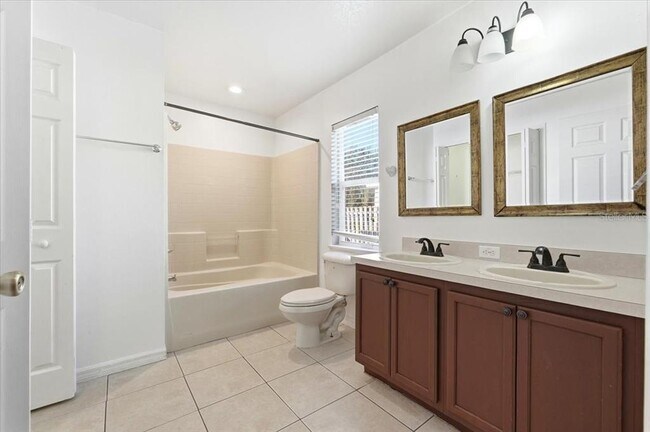 Building Photo - 1158 Perpignan Ct