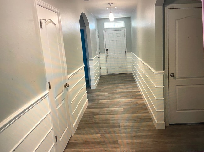 Building Photo - 15450 Trinity Fall Way