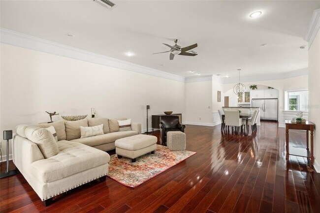 Building Photo - 9656 Bryanston Dr