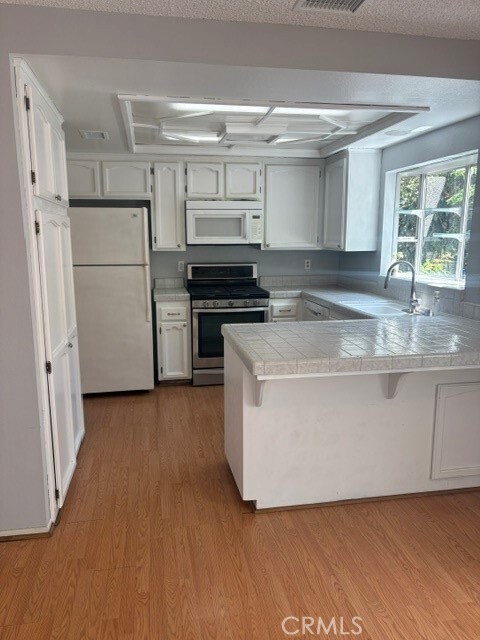 Building Photo - 7434 Spinel Ave
