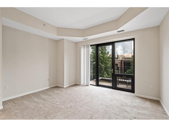 Building Photo - 500 500 E Grant St