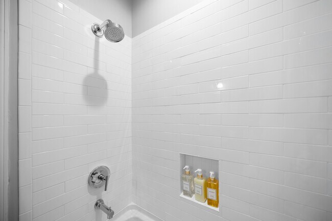 Building Photo - 1610 Jameston Dr