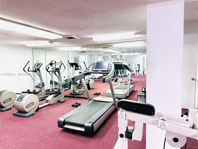 Building Photo - 230 174th St