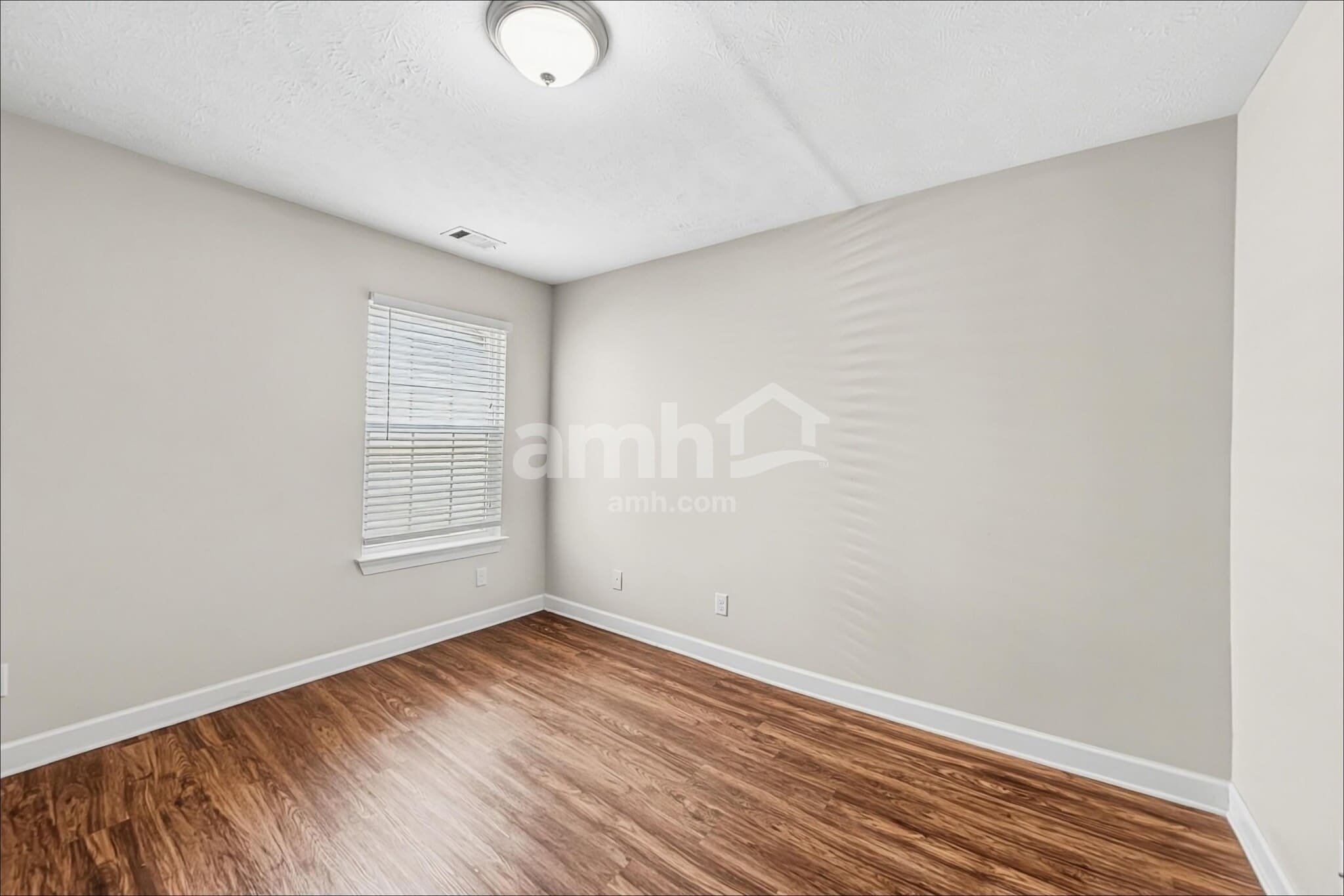 Building Photo - 6947 Calderwood Dr