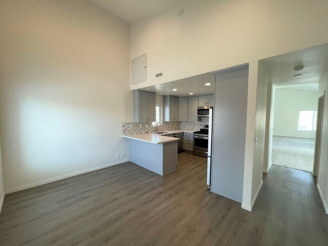 Building Photo - Oxnard Shores- Completely Remodeled & Steps to the Sand!