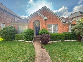 Building Photo - 17939 Brent Dr